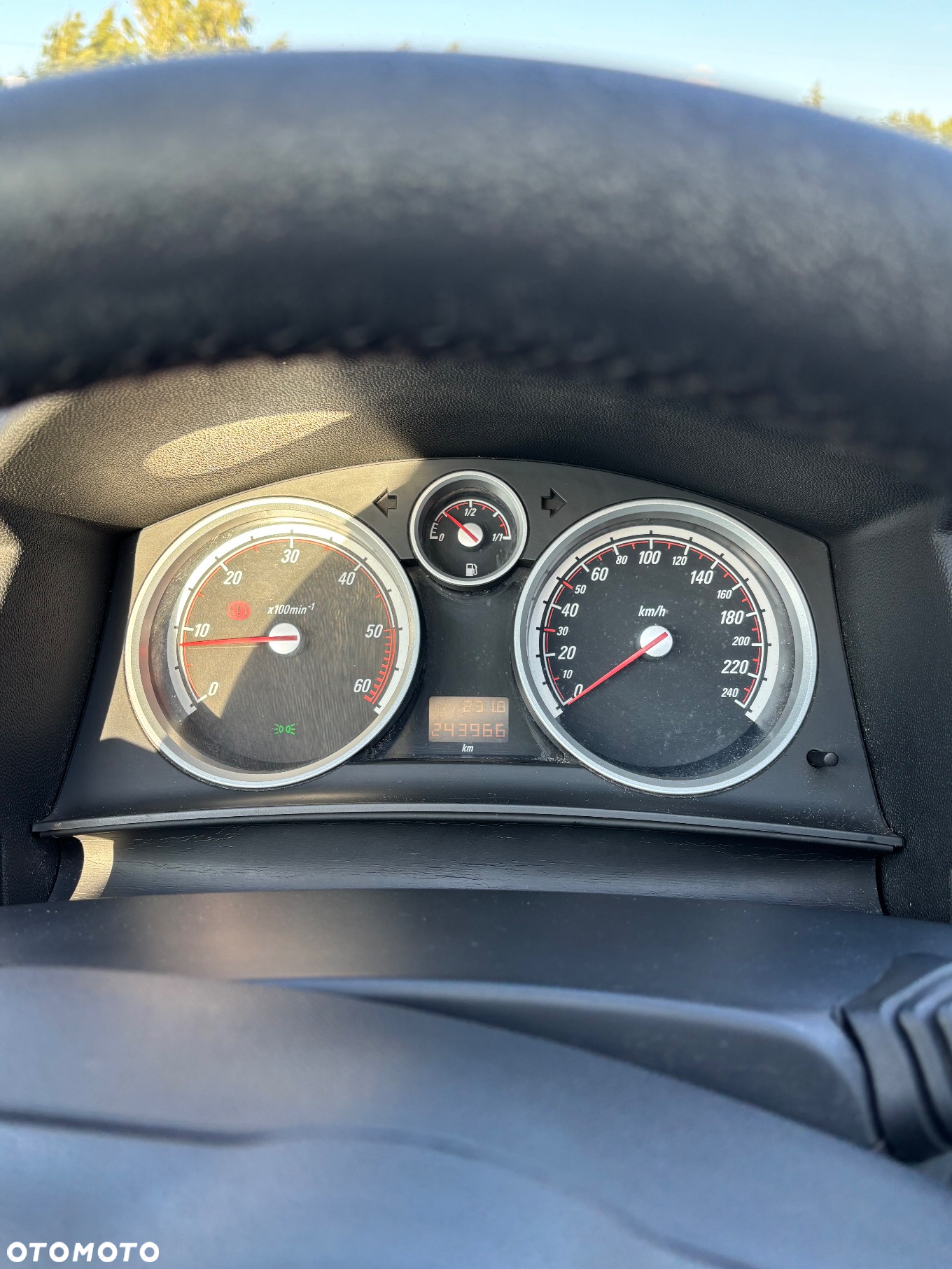 Opel Astra III GTC 1.9 CDTI Cosmo - 10