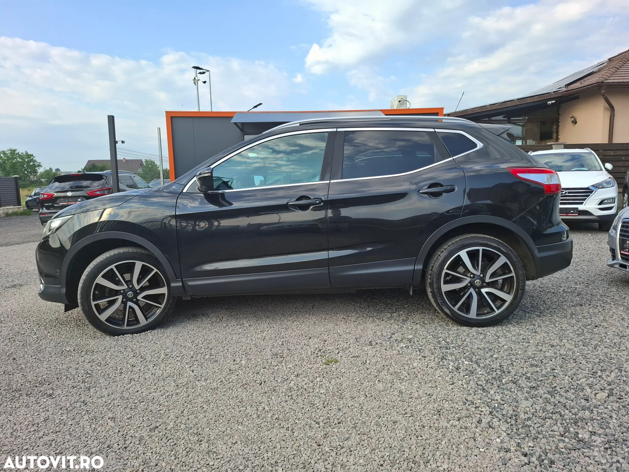 Nissan Qashqai 1.5 DCI TEKNA+ - 16