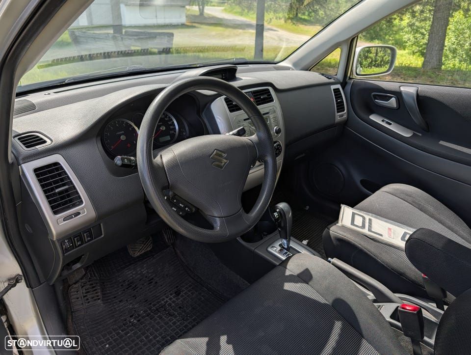 Suzuki Liana - 3