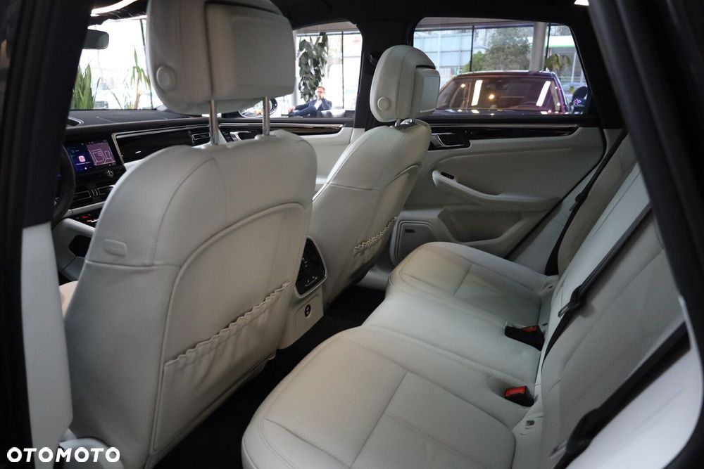 Porsche Macan - 20