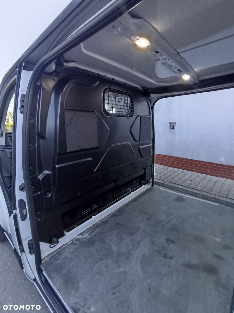 Ford Transit Custom 290 L2H1 Limited - 18