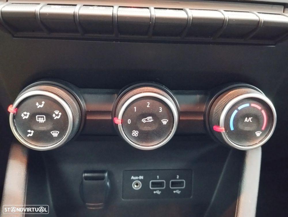 Renault Clio 1.0 TCe Intens Bi-Fuel - 30