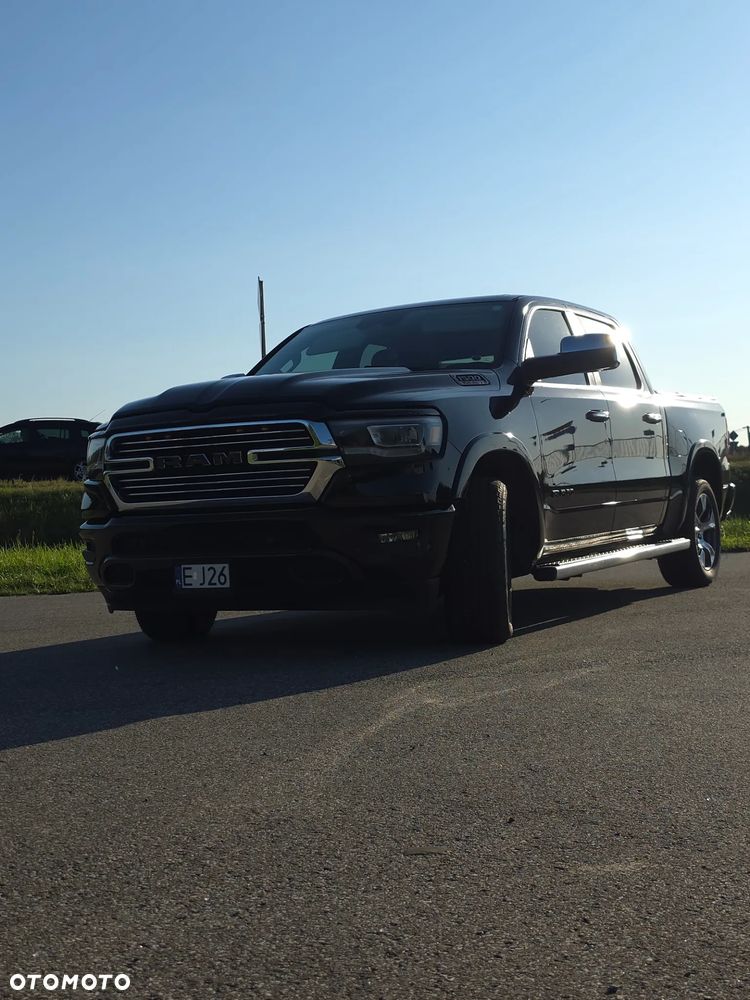 RAM 1500 Crew Cab Shortbed Laramie - 17