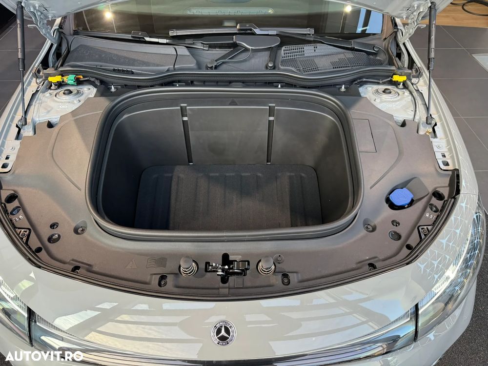 Mercedes-Benz CLA 250+ Coupe - 14