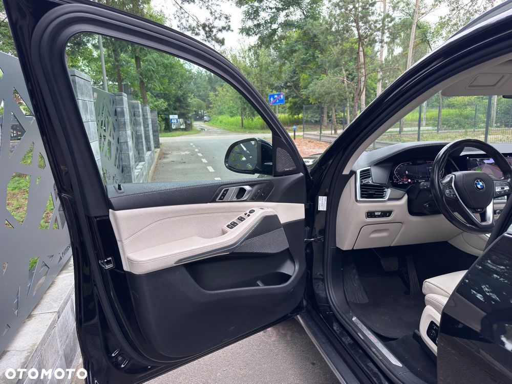 BMW X5 xDrive40i - 23