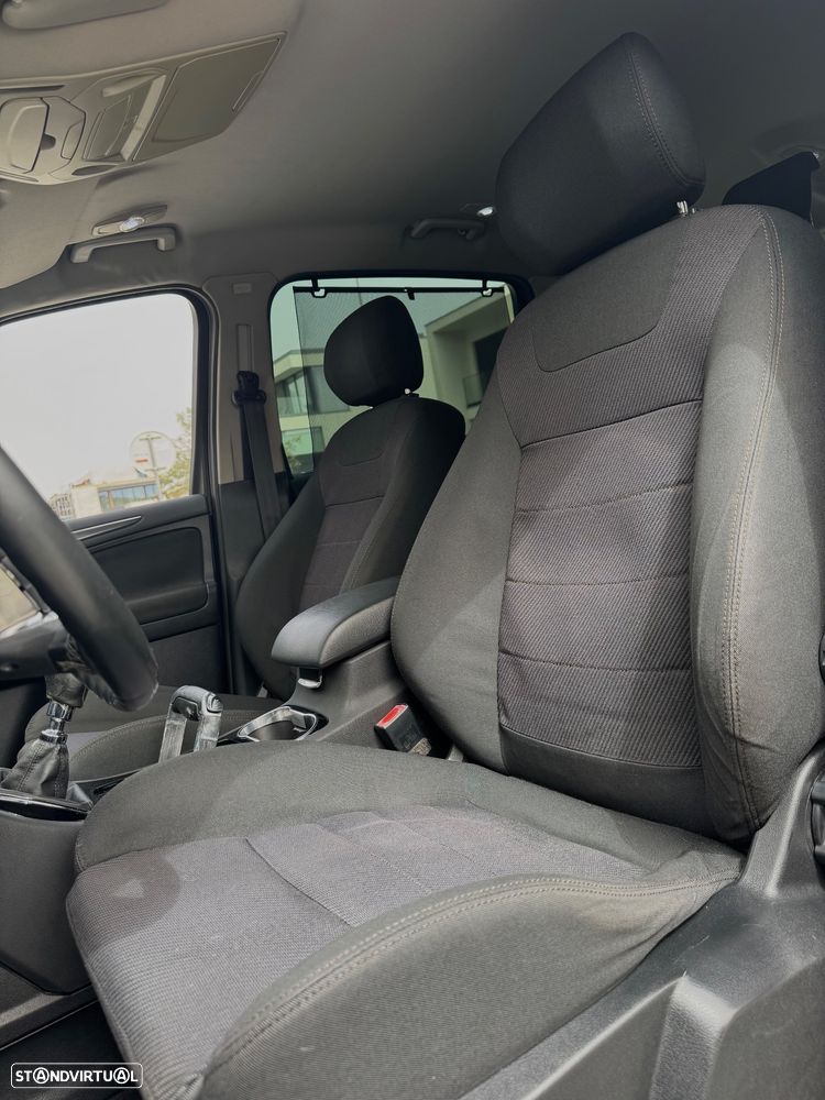 Ford S-Max 2.0 TDCi Titanium 7L - 6