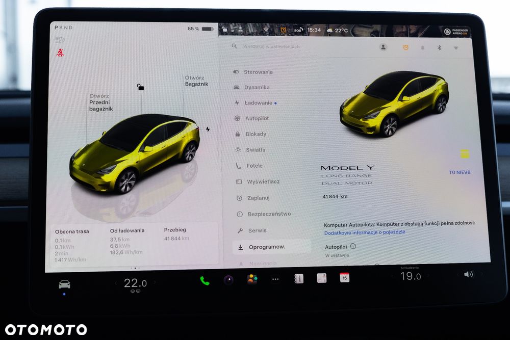 Tesla Y Long Range AWD - 21