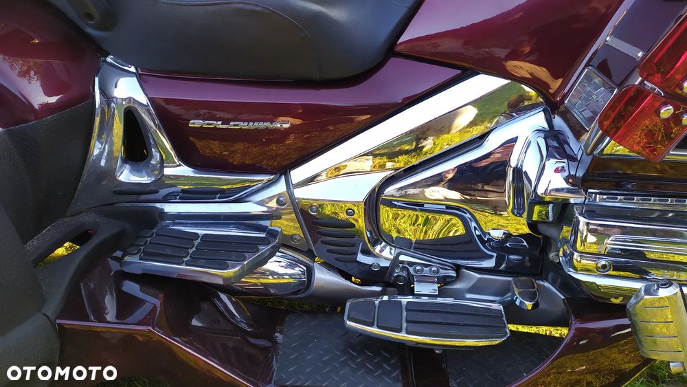 Honda GL - 28
