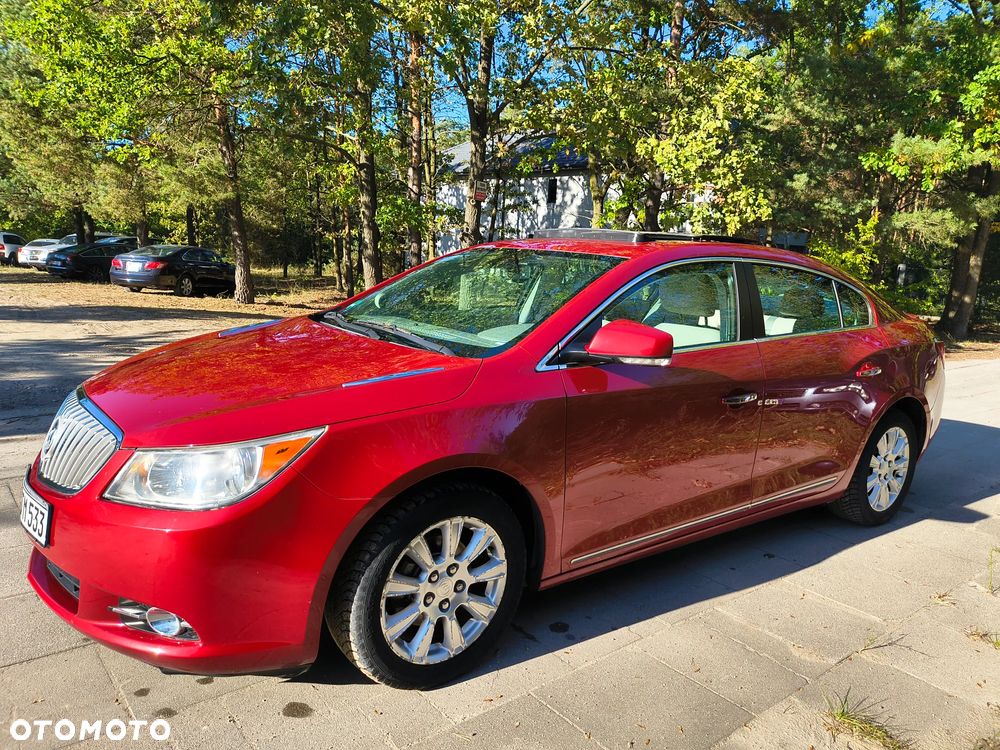 Buick Lacrosse - 10