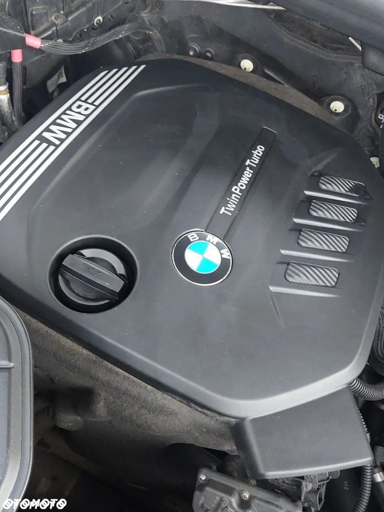 BMW X5 xDrive25d - 34