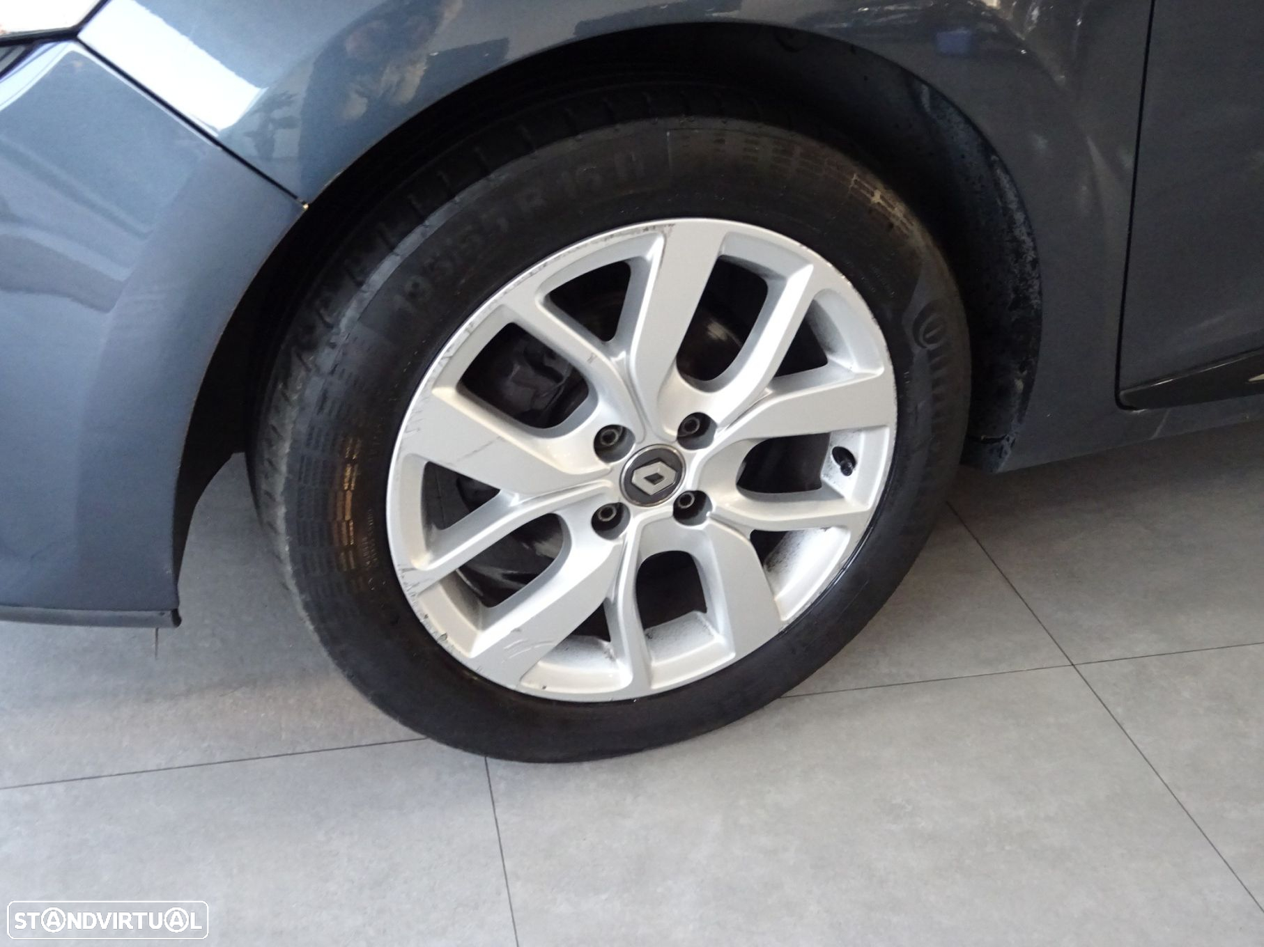 Renault Clio 1.5 dCi Limited - 6