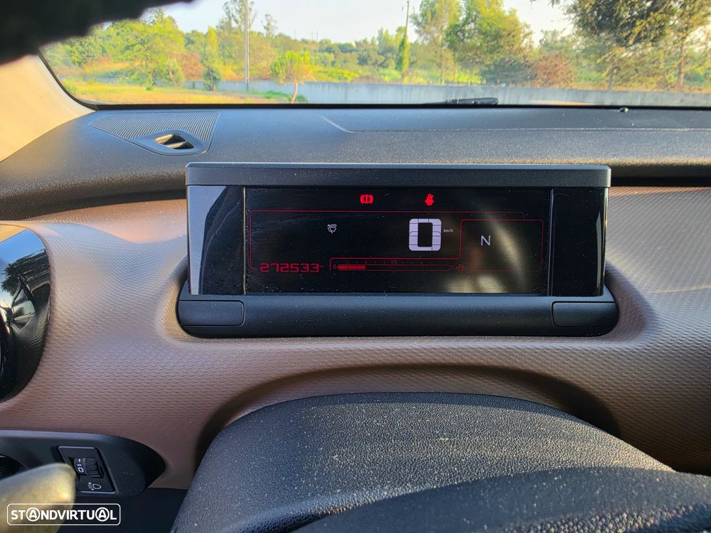 Citroën C4 Cactus 1.6 e-HDi Feel ETG6 - 17