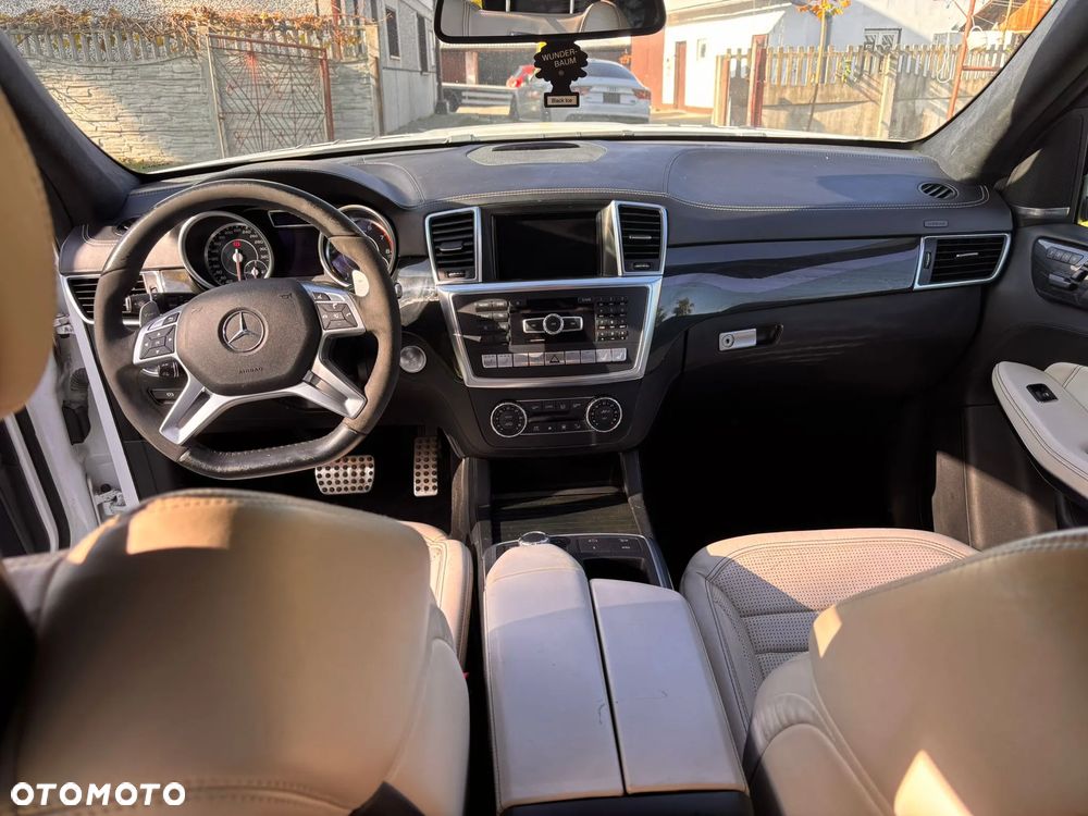Mercedes-Benz GL 63 AMG - 9