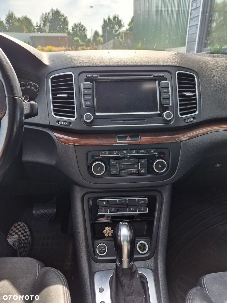 Volkswagen Sharan 2.0 TDI Comfortline DSG - 9