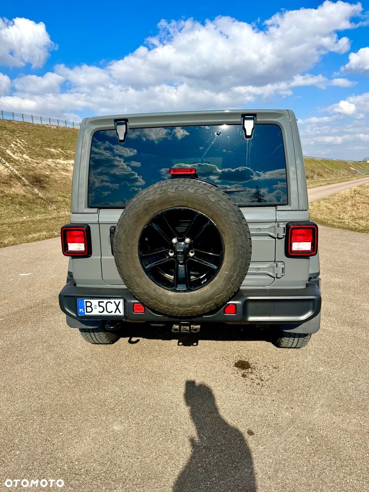 Jeep Wrangler Unlimited 3.6 Automatik Sahara - 2