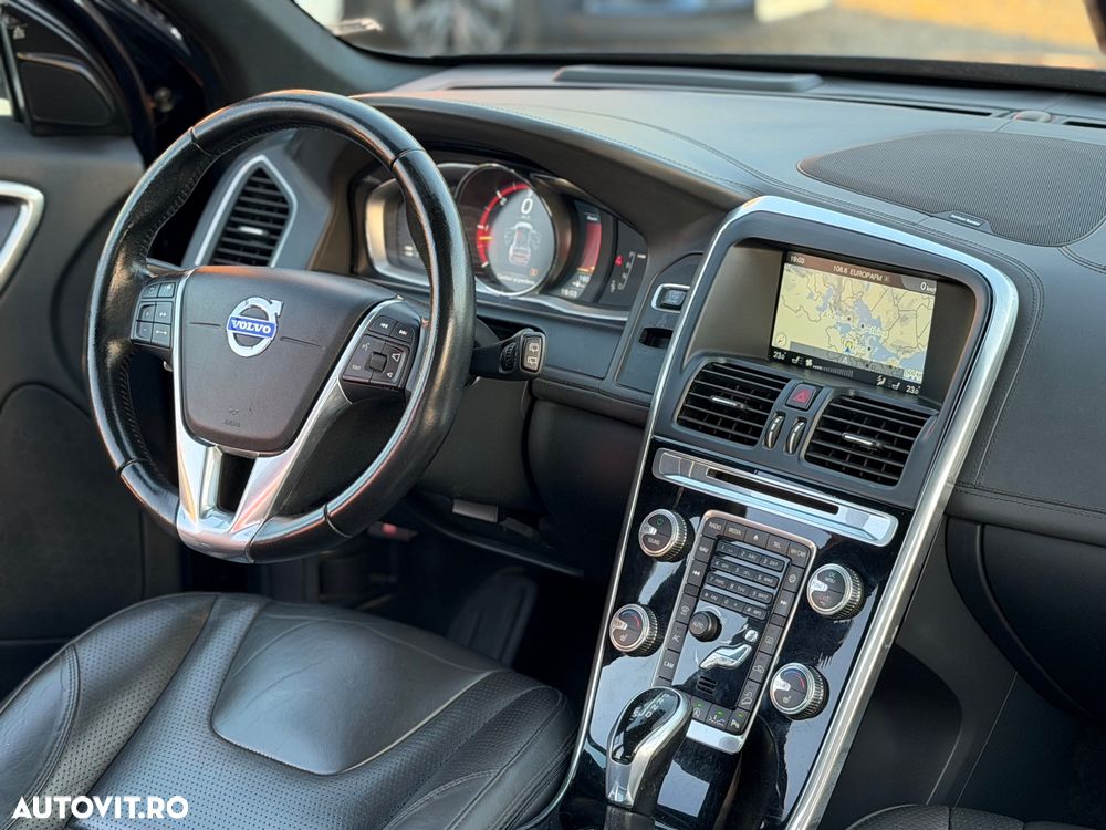 Volvo XC 60 D5 AWD Geartronic Linje Inscription - 6