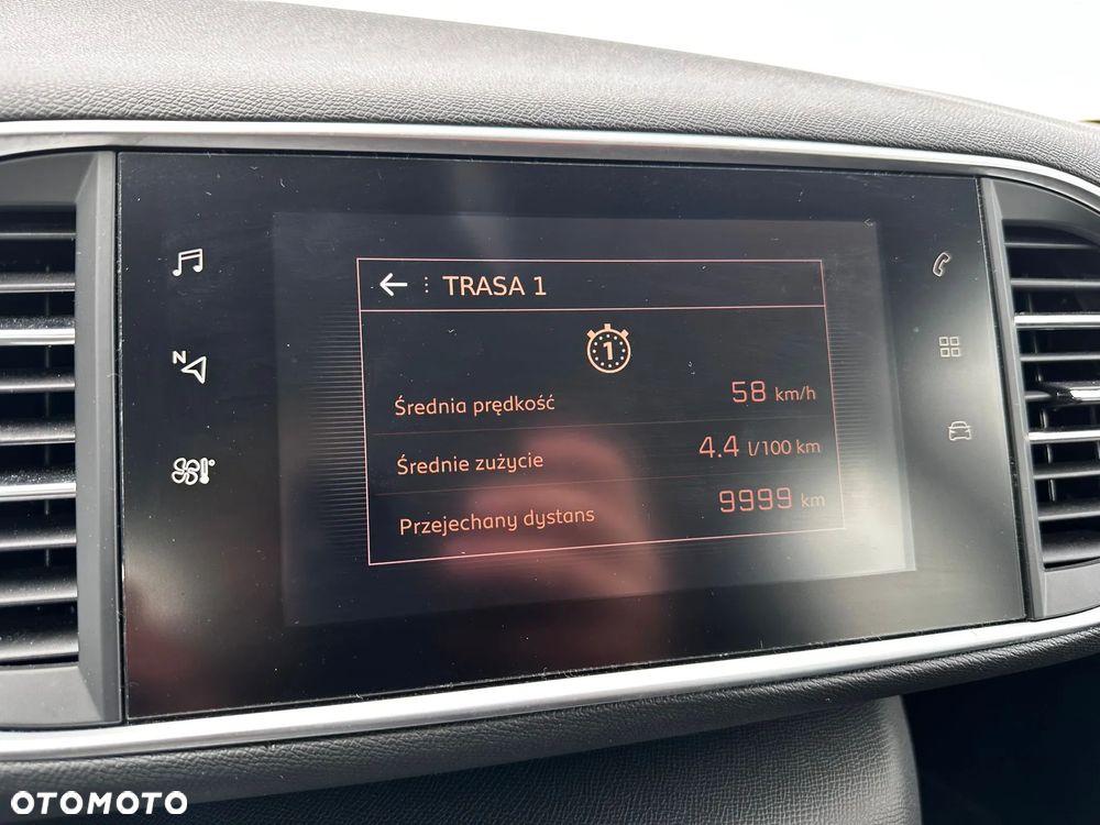 Peugeot 308 BlueHDi 130 Active Pack - 22