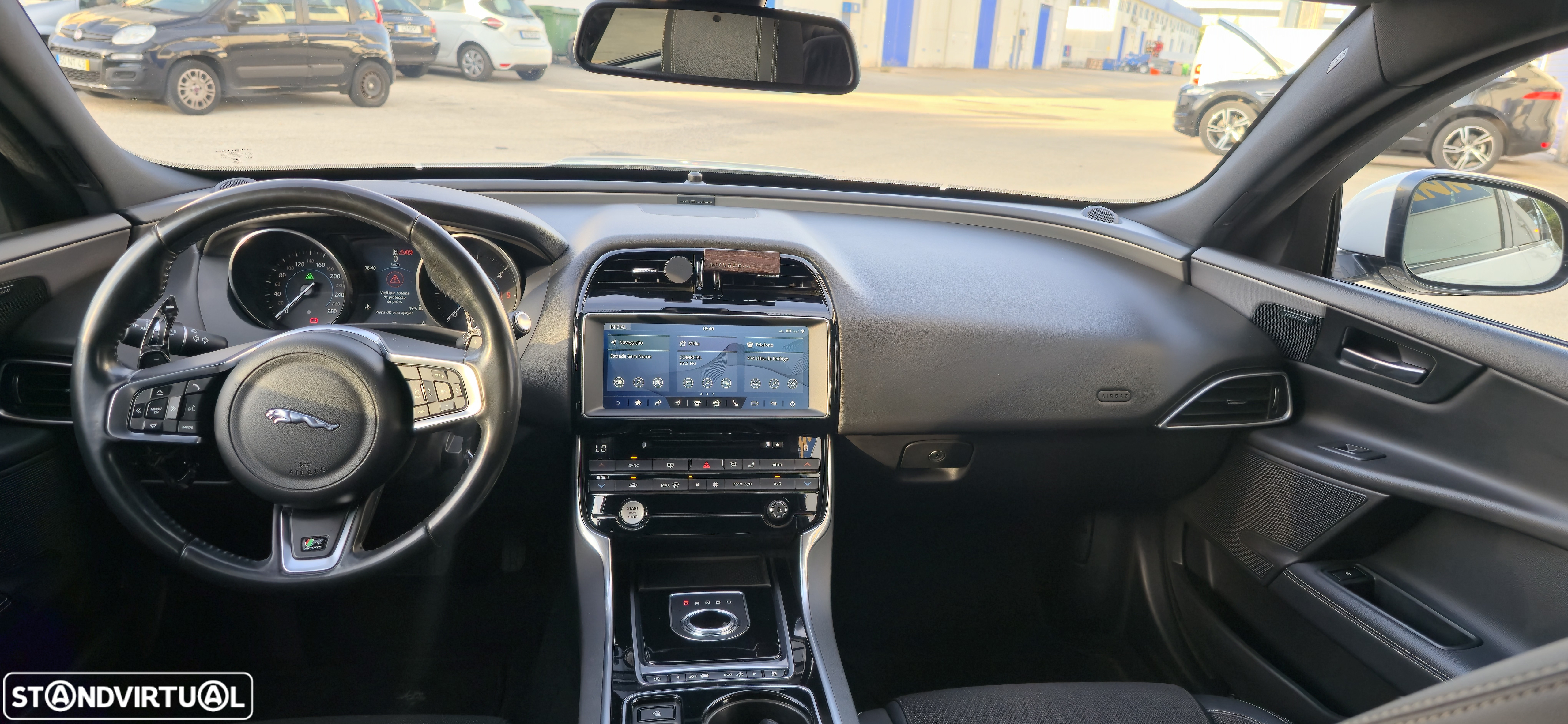 Jaguar XE 2.0 D R-Sport Aut. - 9