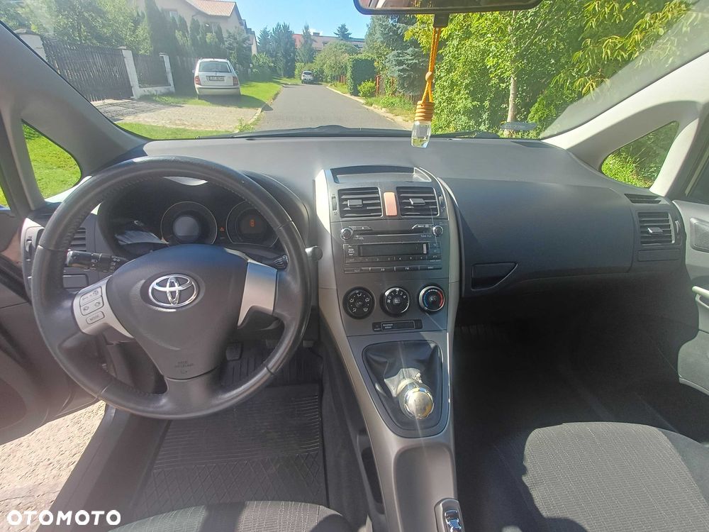 Toyota Auris - 6