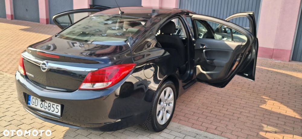 Opel Insignia 1.6 - 11