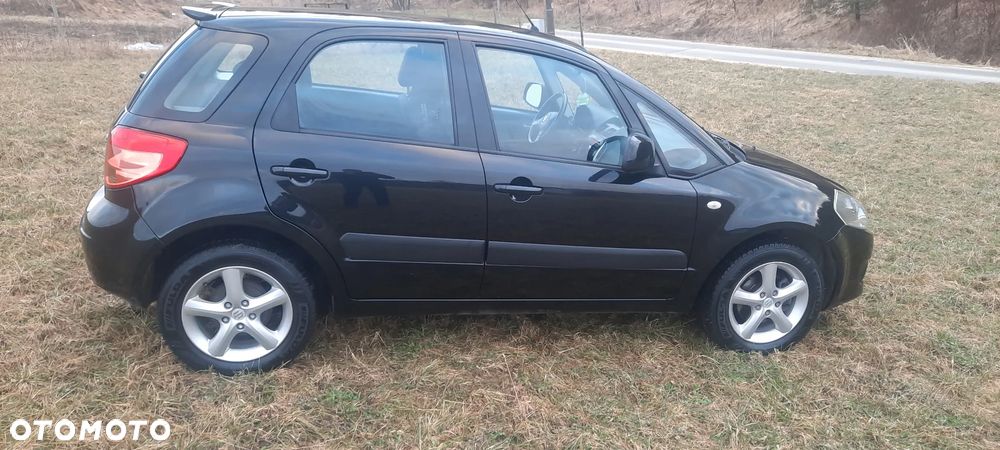 Suzuki SX4 - 26