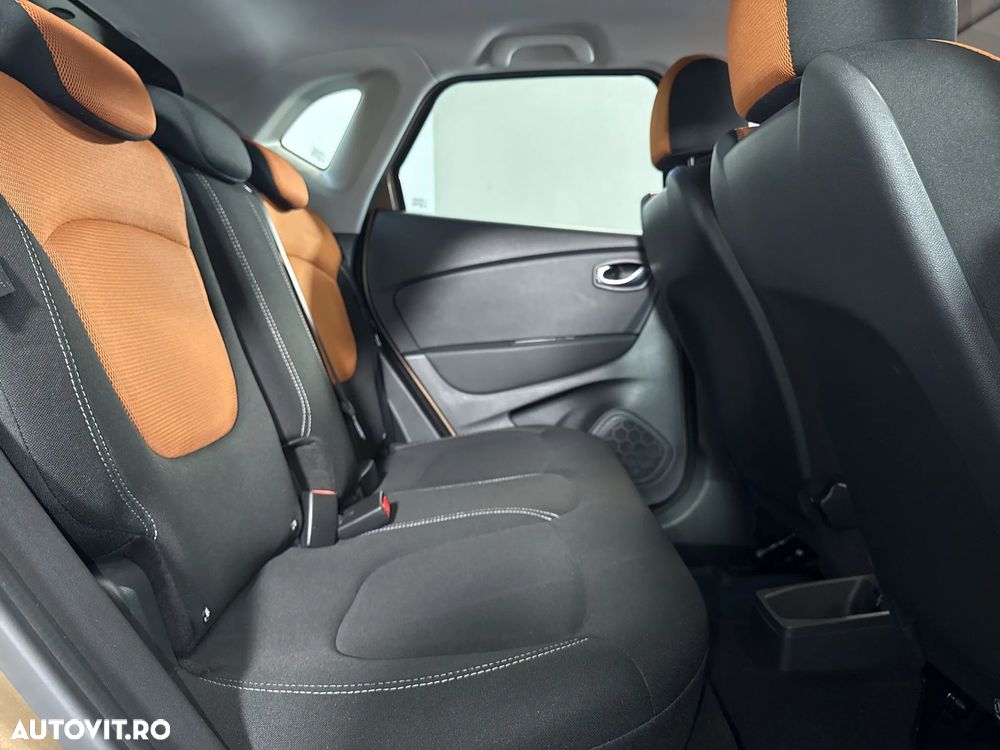 Renault Captur - 13