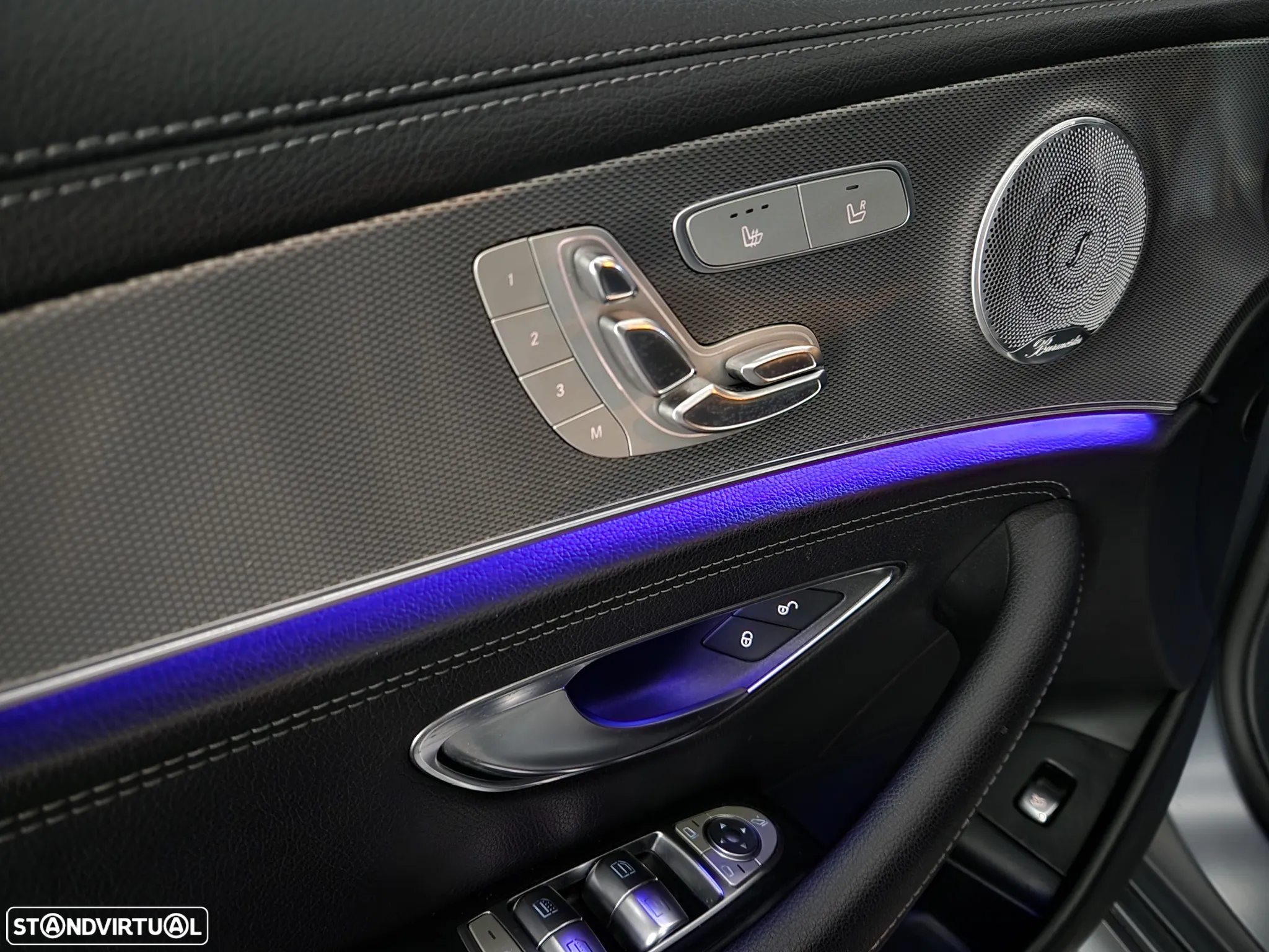 Mercedes-Benz E 300 de AMG Line - 12