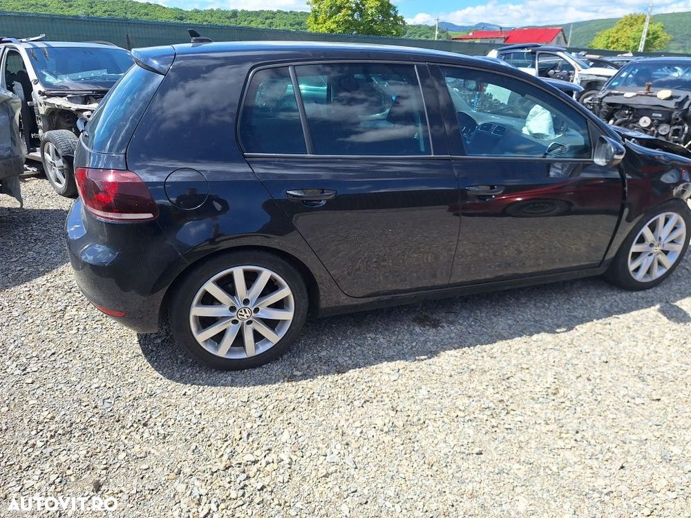 Dezmembrez VW Golf 6 hatchback 1.8 tsi CDAA negru LC9X si 1.6 CAY LA7T - 3