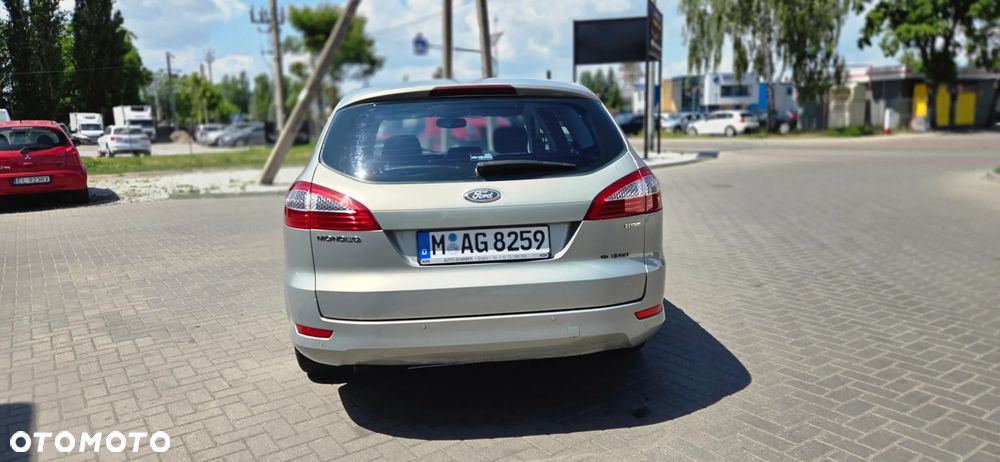 Ford Mondeo 2.0 TDCi Ghia - 14