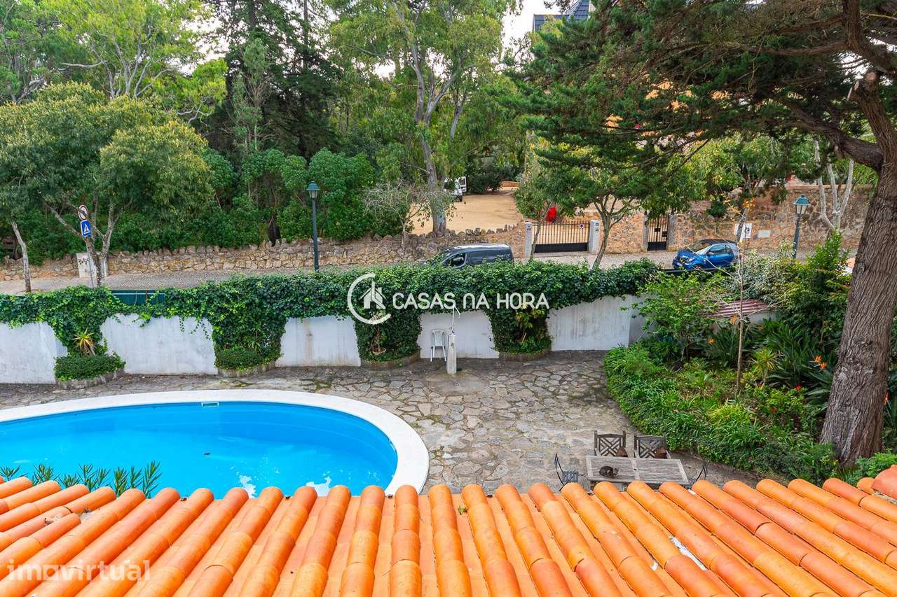 T1 remodelado em condomínio com piscina no centro de Cascais - Grande imagem: 2/17