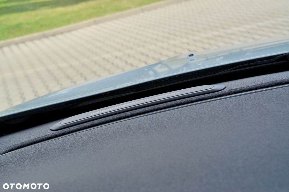 Volvo V40 D3 Inscription - 33