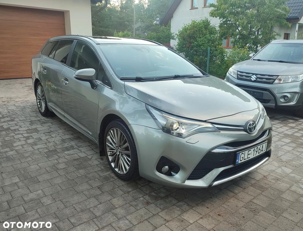 Toyota Avensis Touring Sports 1.8 Multidrive S Executive - 4