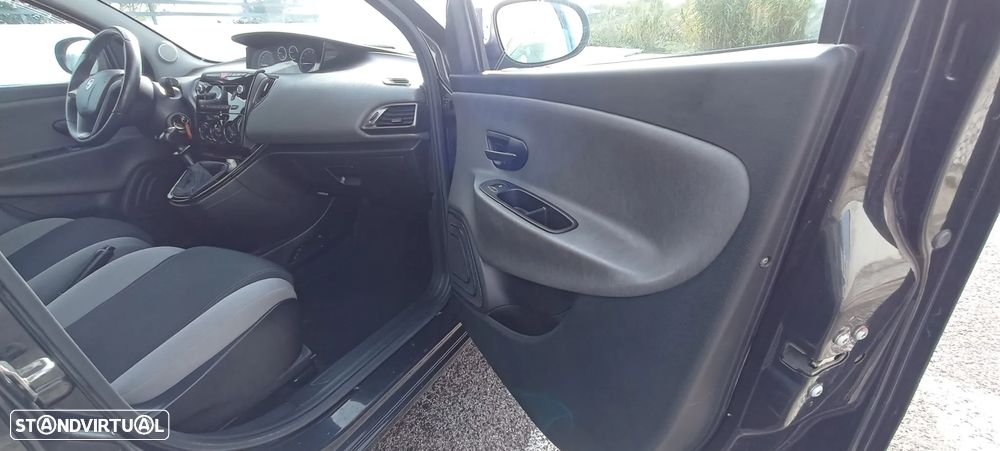 Lancia Ypsilon 1.2 S&S Gold - 16