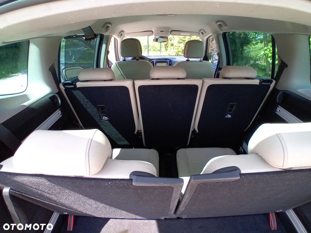 Opel Zafira - 23