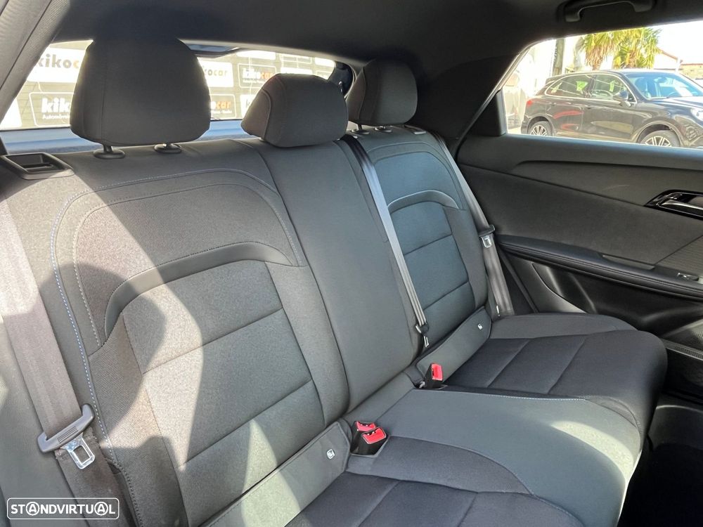 MG MG4 51 kWh Standard - 42