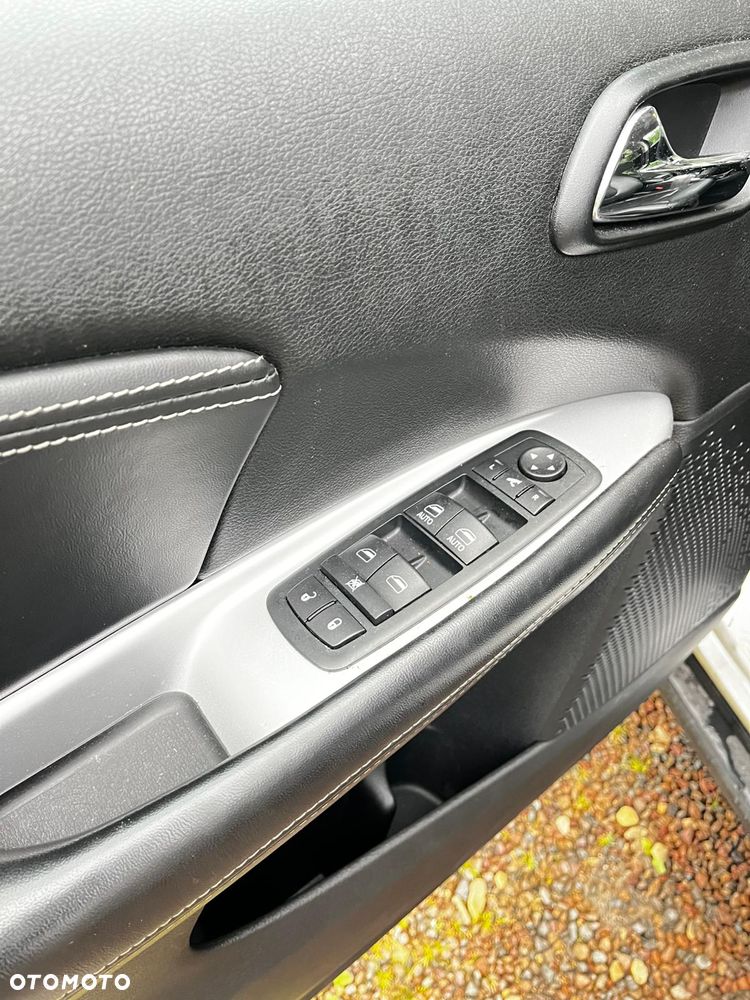 Fiat Freemont 3.6 V6 Lounge - 6
