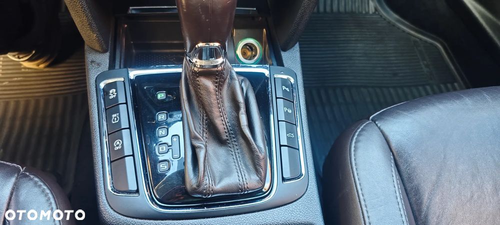 Skoda Superb 2.0 TDI 4x4 L&K DSG - 8