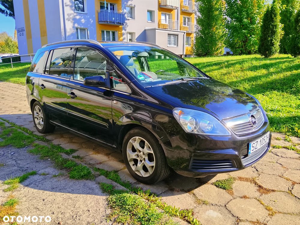 Opel Zafira - 1