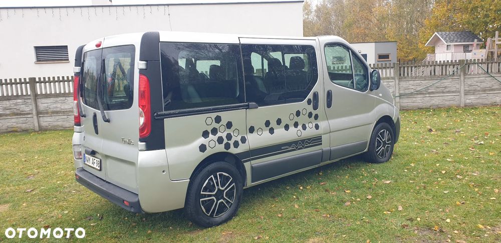 Renault Trafic 2.0 dCi 115 Combi L1H1 - 2
