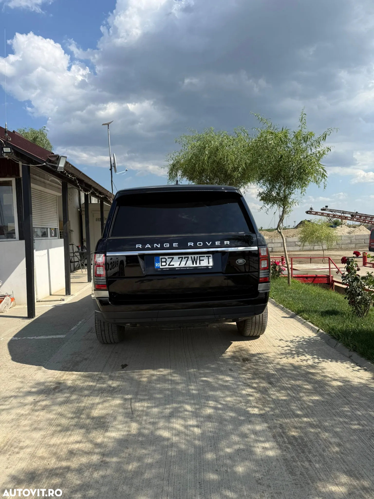 Land Rover Range Rover 3.0 I TDV6 Vogue - 9