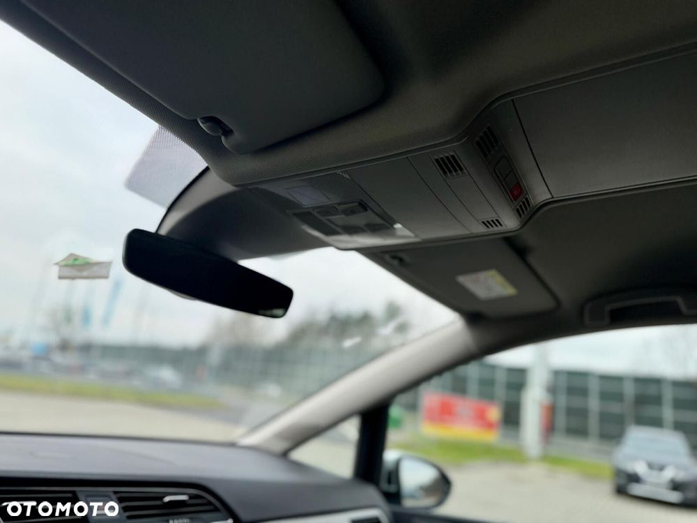 Volkswagen Touran 1.5 TSI EVO Comfortline Plus DSG - 26