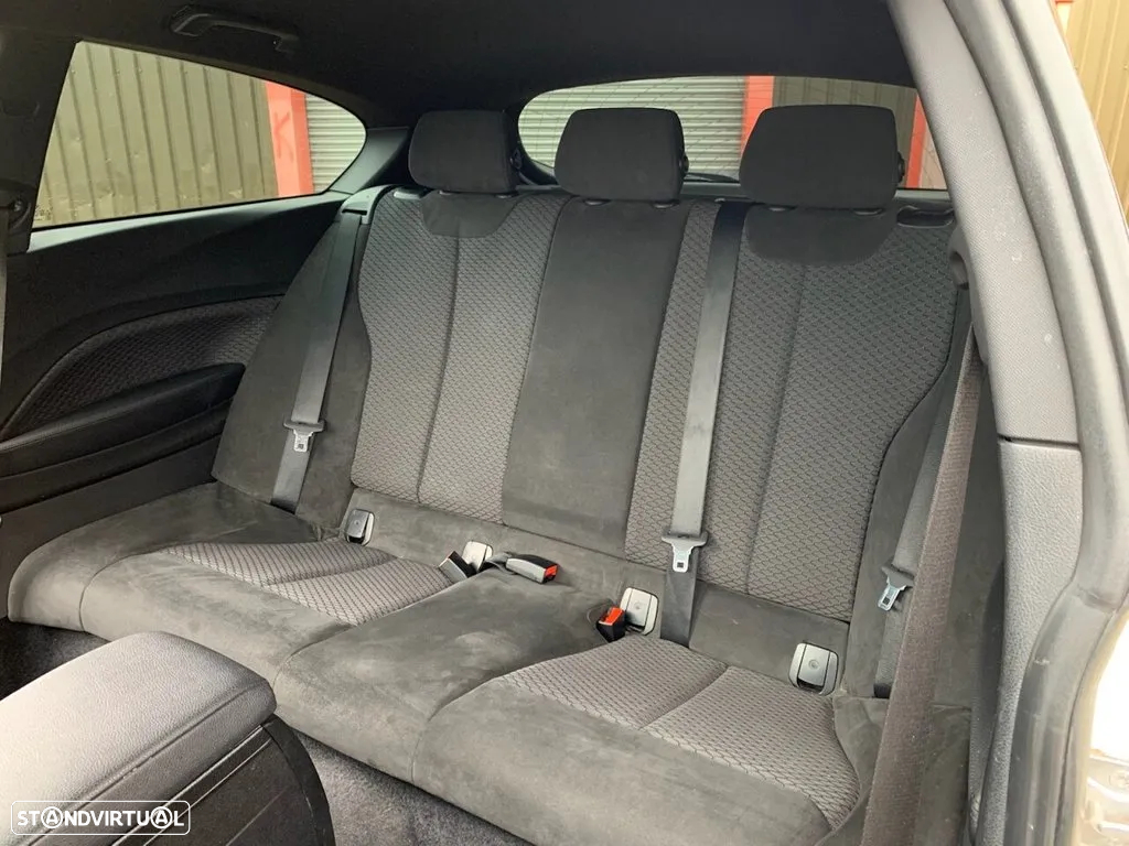 Conjunto de Bancos Traseiros Pack M BMW Serie 1 F21 / 3 Portas em Alcântara - 2