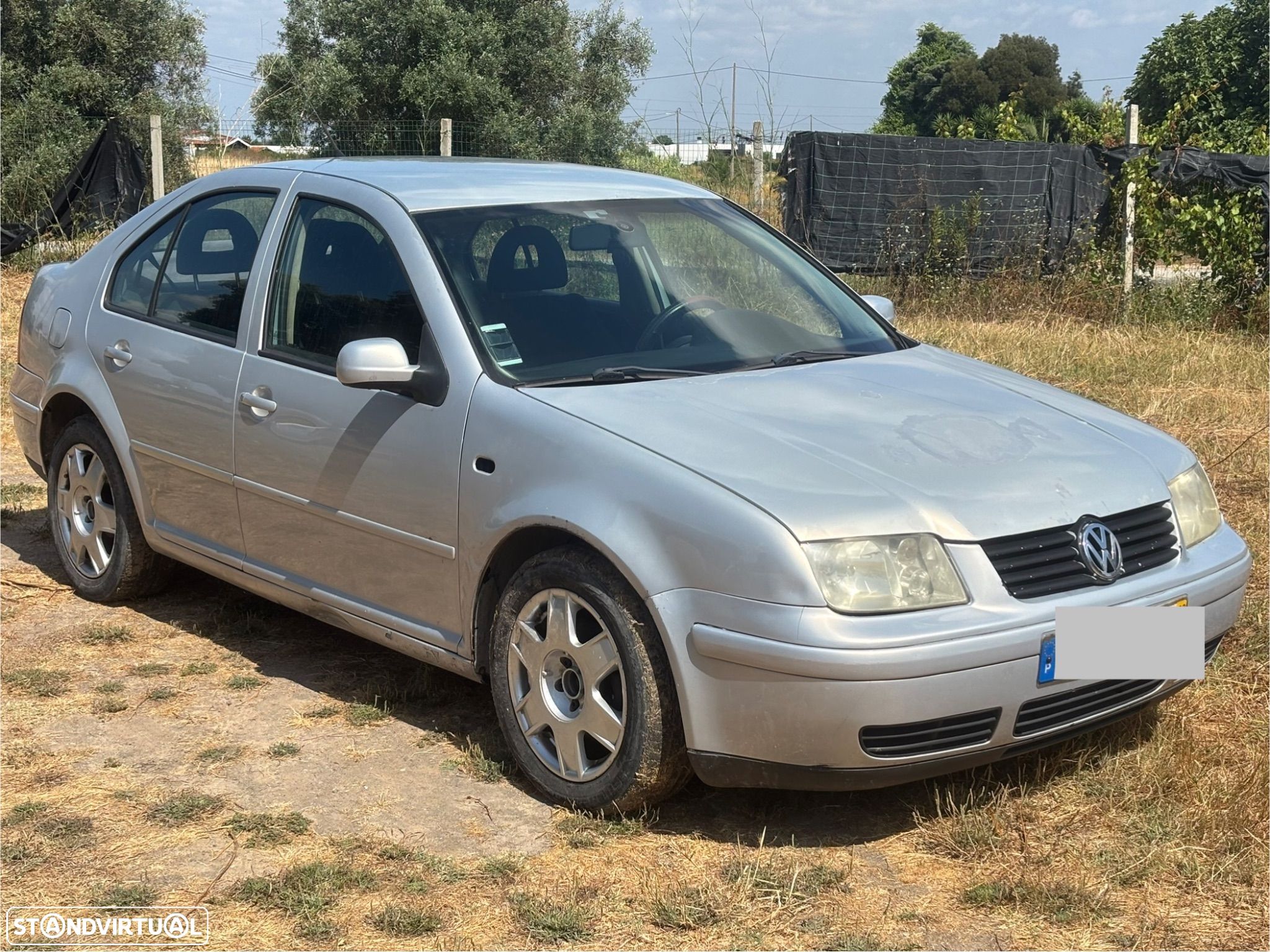 VW Bora 1.9 TDi Confortline - 1