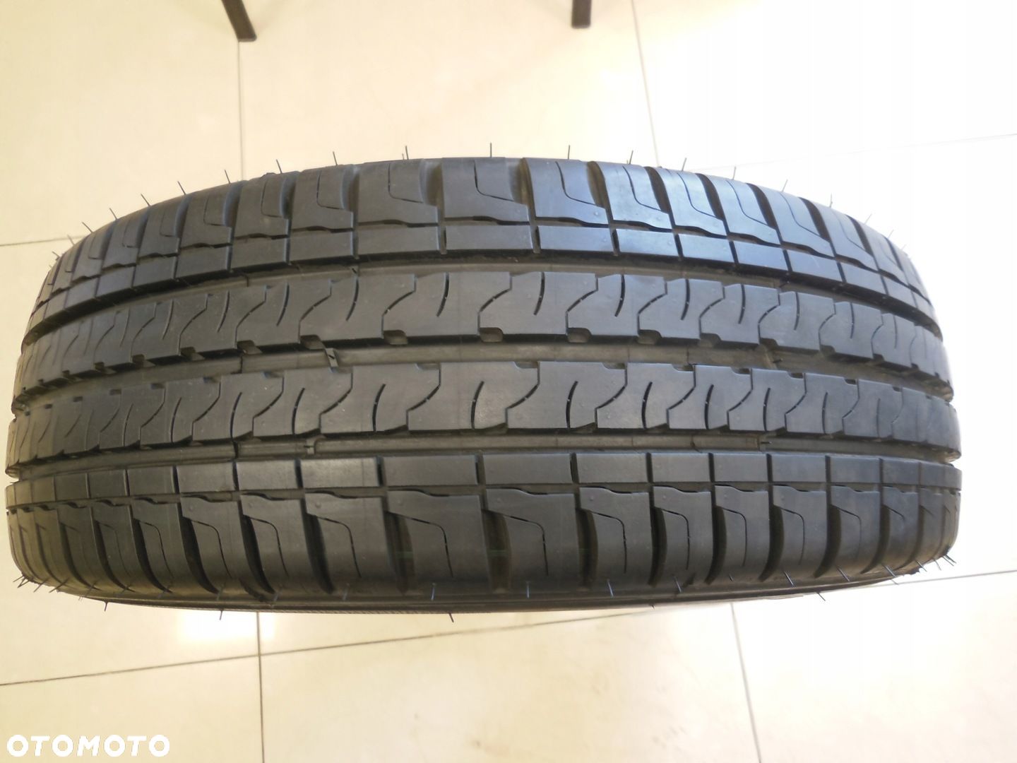 225/65R16c BF GOODRICH ACTIVAN - 1