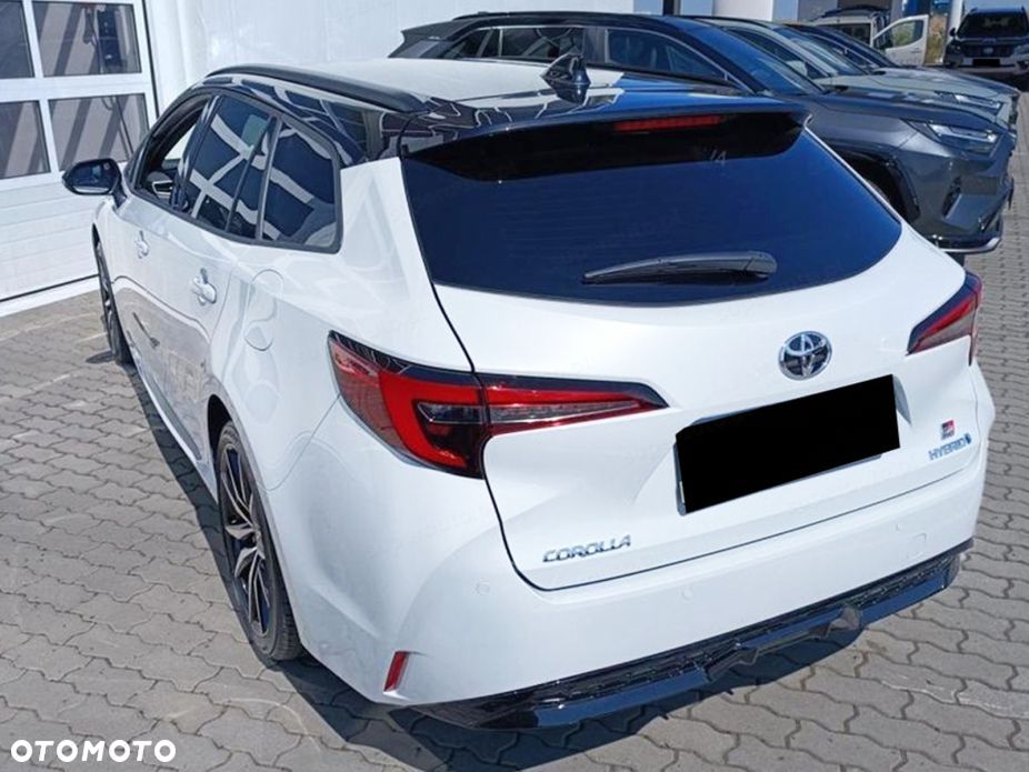 Toyota Corolla - 4