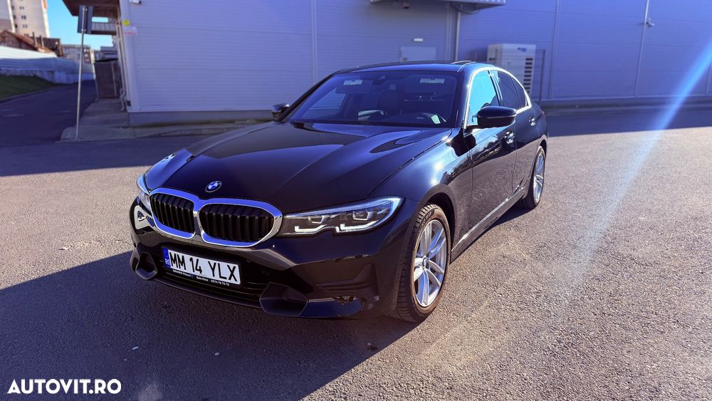 BMW Seria 3 330i xDrive Aut. Sport Line - 29