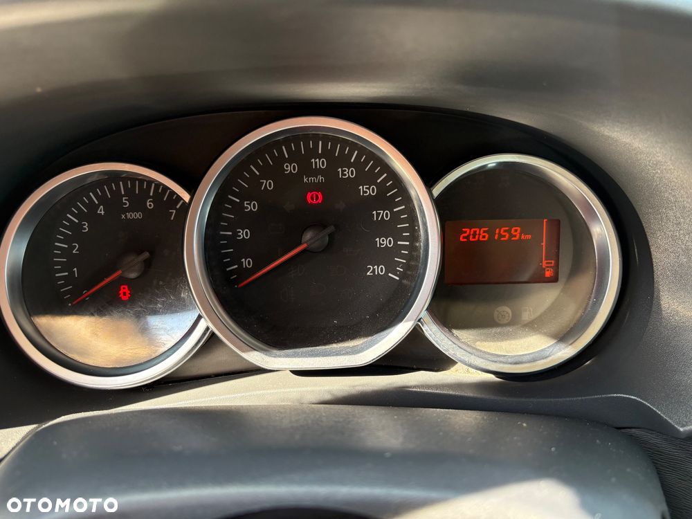 Dacia Lodgy 1.6 SCe Ambiance S&S - 6