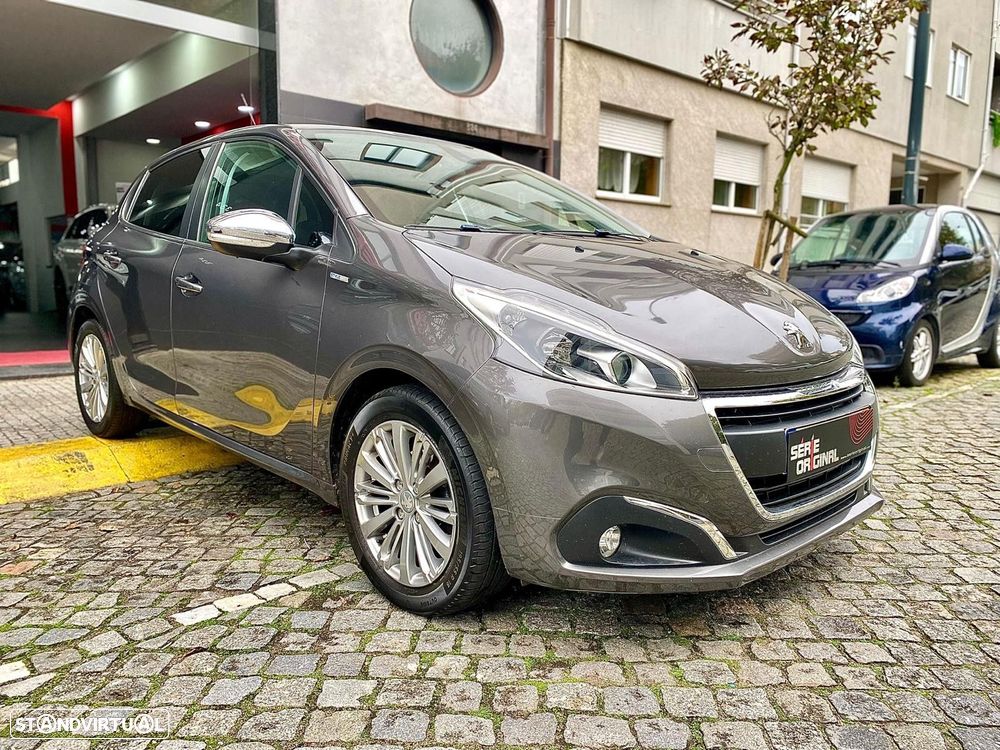 Peugeot 208 1.2 PureTech Style - 5
