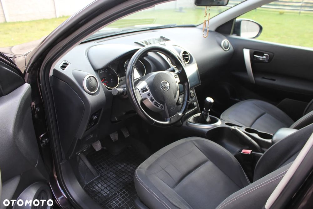 Nissan Qashqai 1.5 dCi DPF visia - 21