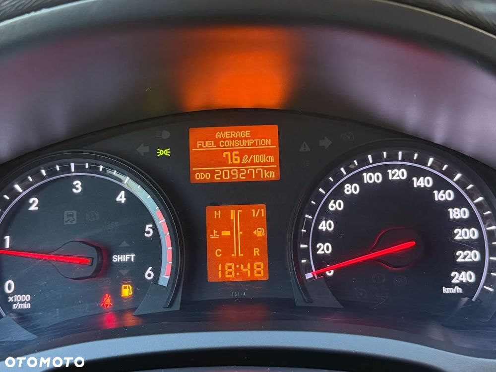 Toyota Avensis 2.0 D-4D Life - 19